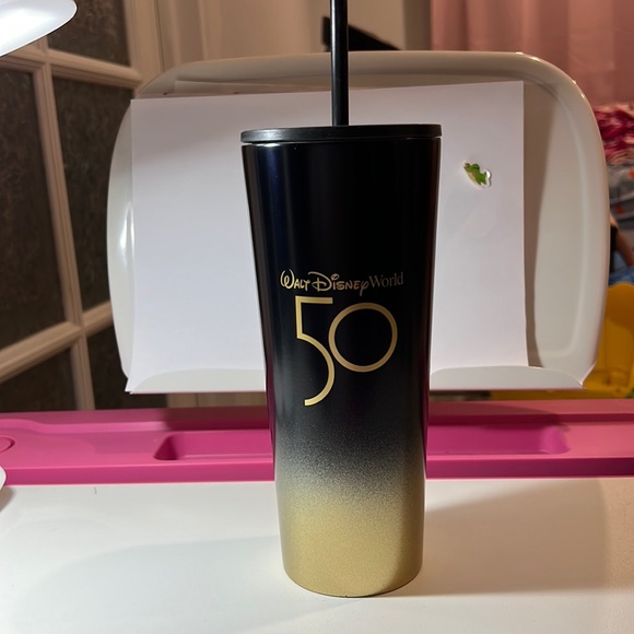 Starbucks disney world - Picture 1 of 2